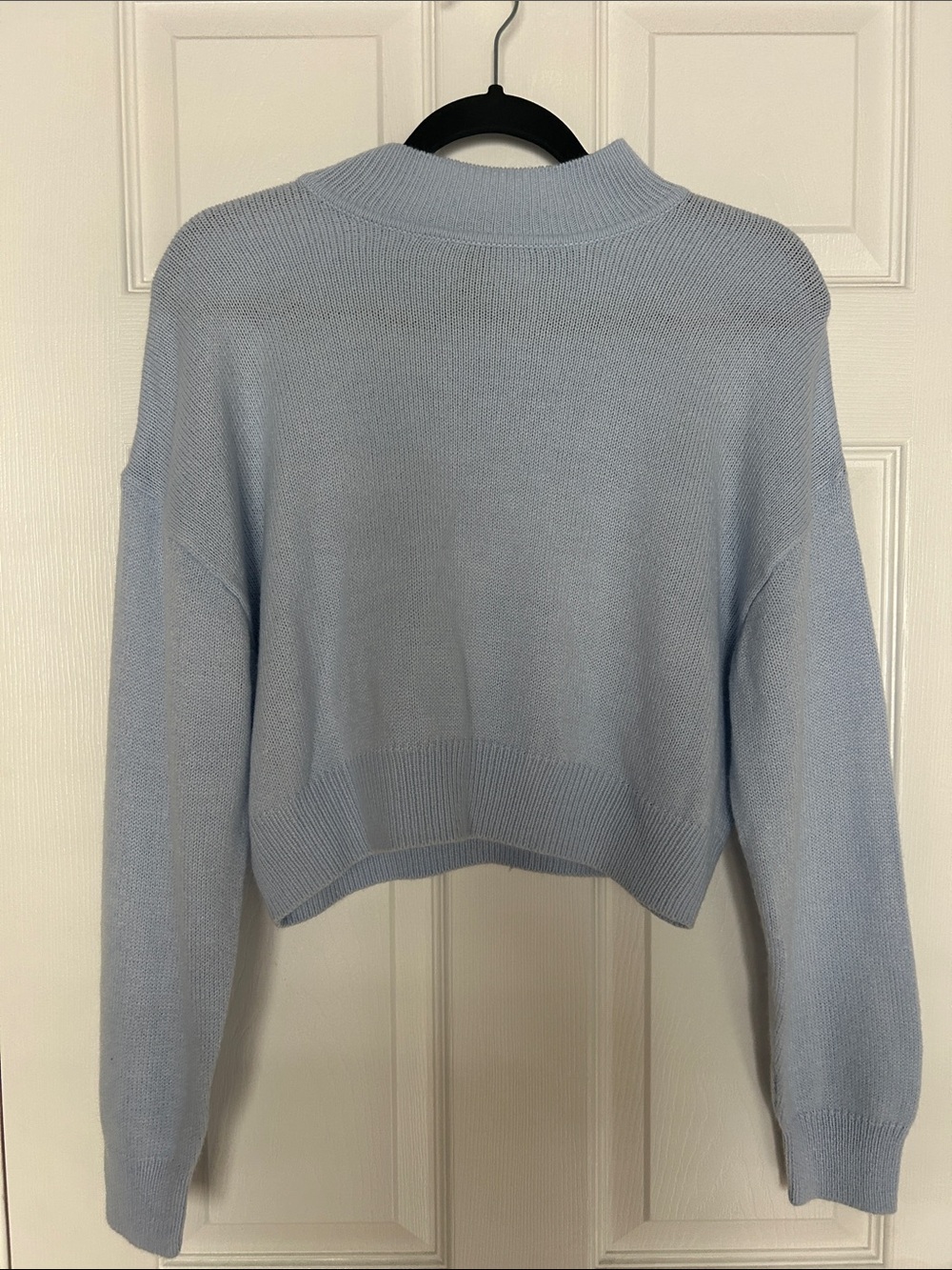 H&M Powder Blue Cropped Crew Sweater
